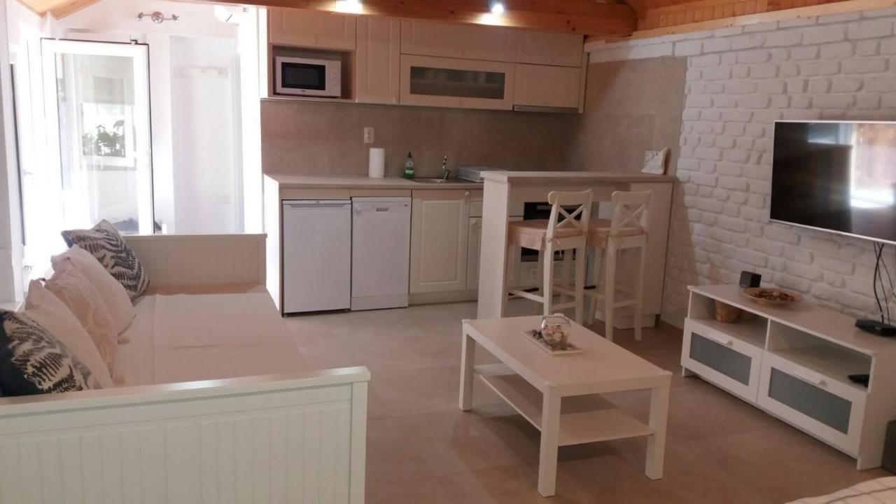 Rita Apartman & Studio Зренянин Екстериор снимка