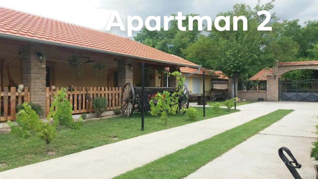 Rita Apartman & Studio Зренянин Екстериор снимка
