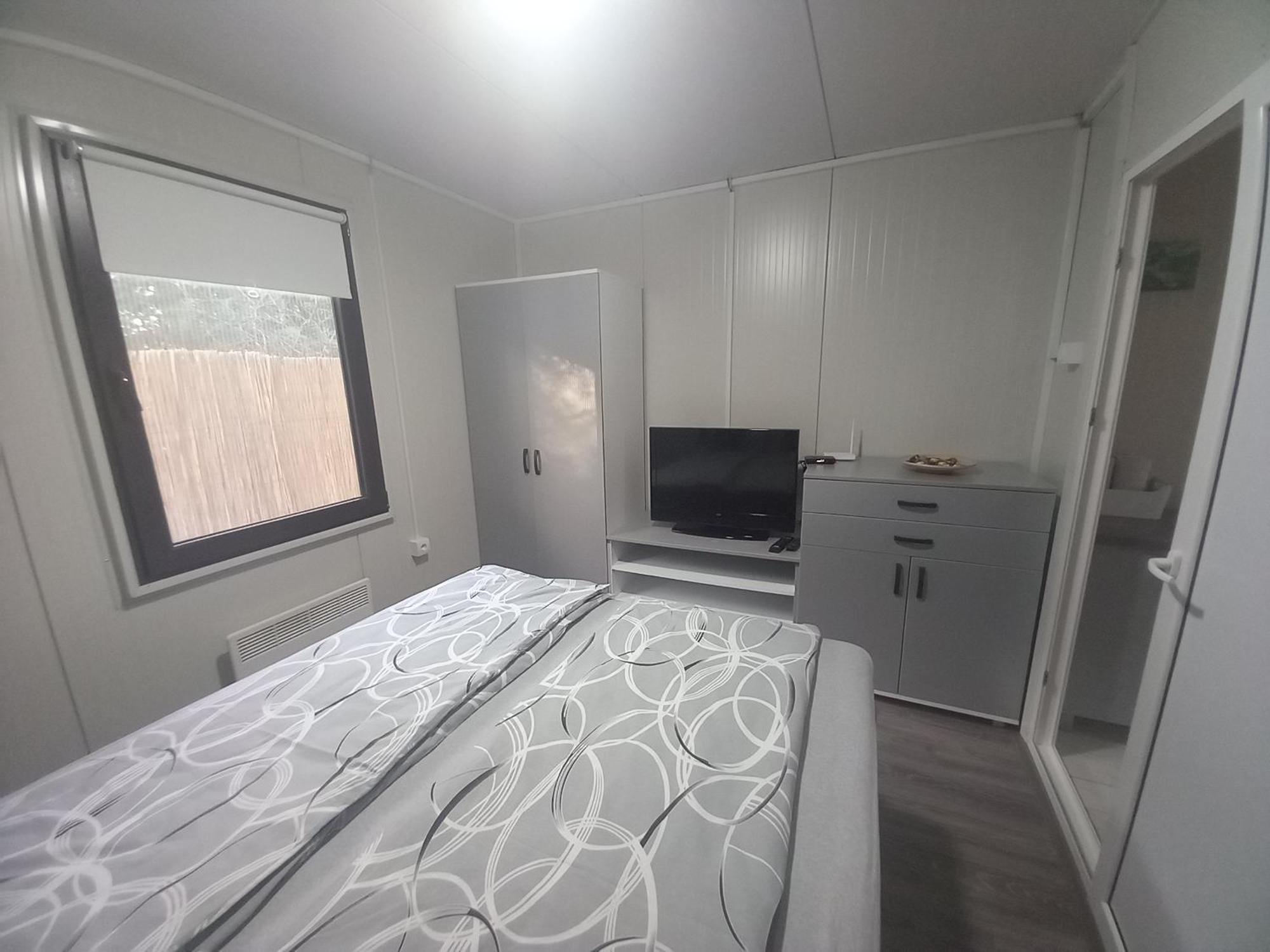 Rita Apartman & Studio Зренянин Екстериор снимка